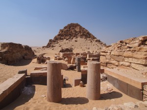 PA082956 - Abu Sir (piramide van Sahure)
