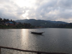 P2132367 - Uitzicht over Kivu meer