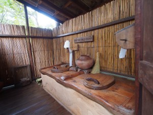 P3053880 - Toilet bij Lukwe Lodge