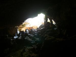 P5047893 - Zuidelijke ingang Gcwihaba Cave