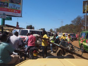 P1059531 - Chaos in Kisumu