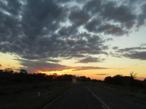 IMG 4349 - Zonsondergang naar Katima Mulilo
