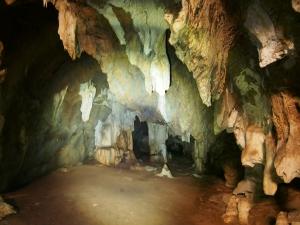 P5047883 - Zuidelijke ingang Gcwihaba Cave