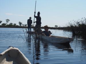P5098123 - Tegenliggers Okavango delta